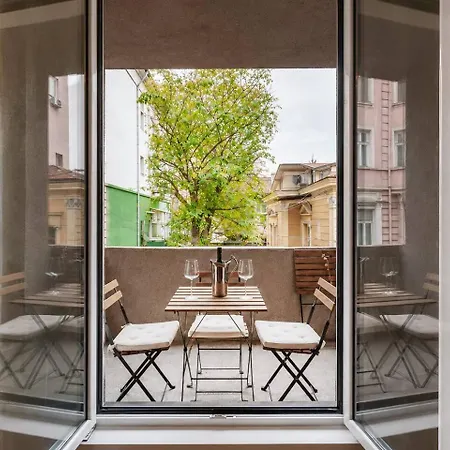 Designer On Iconic Shishman St Διαμέρισμα